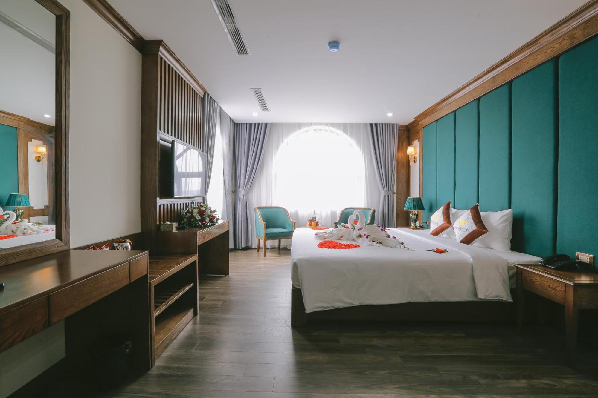 Prosperity Boutique Halong Hotel & Restaurent Ha Long Buitenkant foto