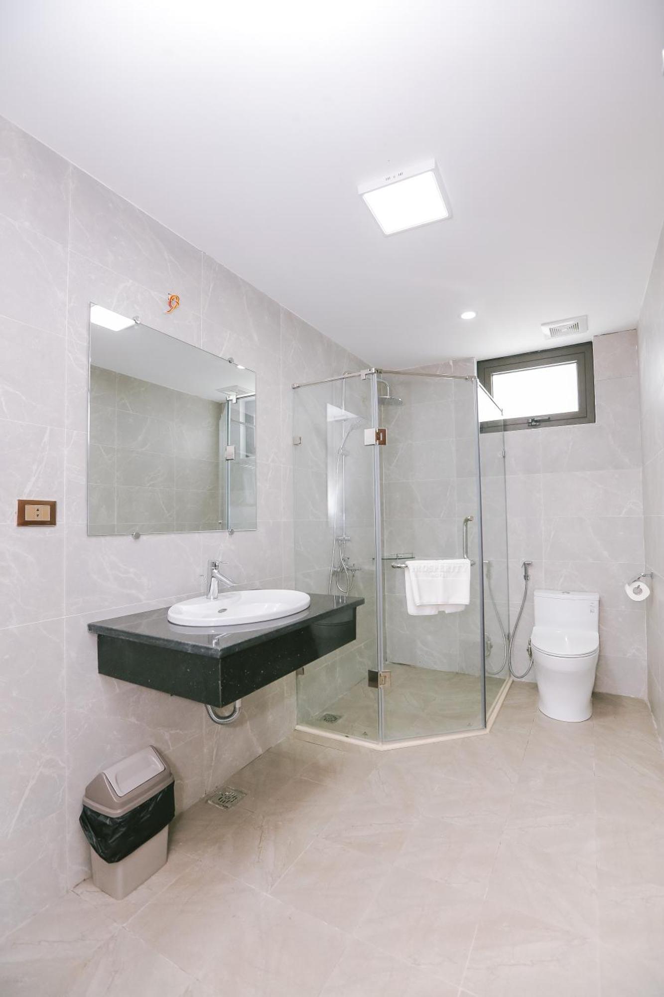 Prosperity Boutique Halong Hotel & Restaurent Ha Long Buitenkant foto